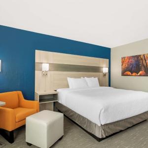 King Room - Non-Smoking