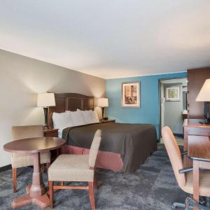 King Room - Non-Smoking