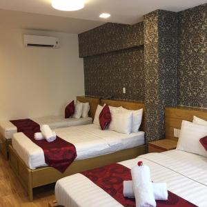 Deluxe Quadruple Room