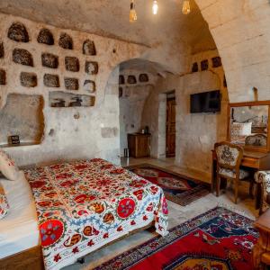 Suite with Whirlpool
