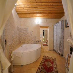 King Suite with Balcony