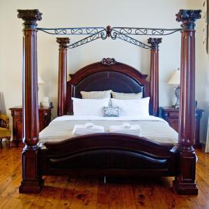 Deluxe Suite with Spa Bath