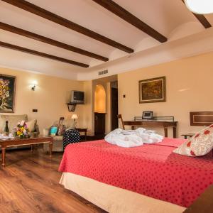 Deluxe Junior Suite