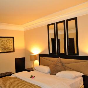 Single Room with Airport Transfer