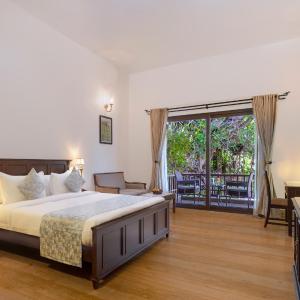 Suite with Garden View