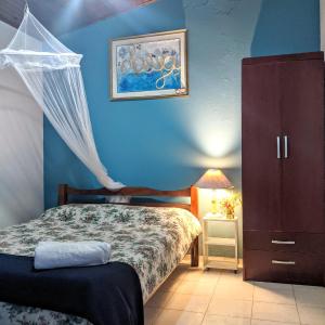 Bungalow (2 Adults)