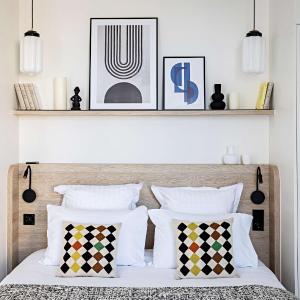 Superior Queen Room with Walk-In Shower - Mobility Accessible