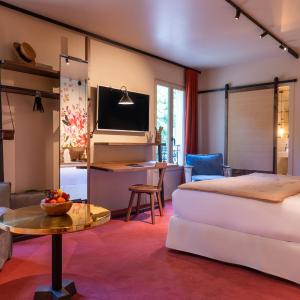Aquarelle Room