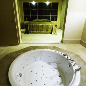 Senior Suite
