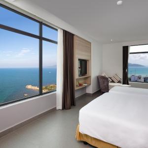 King Room with Sea View