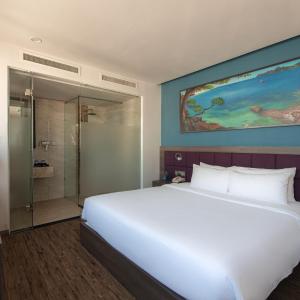 Deluxe Double or Twin Room with Sea View