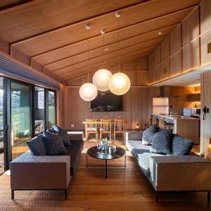 Royal Suite with River View