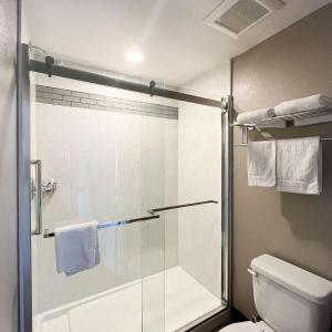 King Room with Spa Bath - Non-Smoking