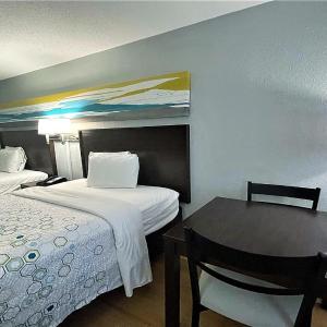 Studio with Two Double Beds - Disability Access/Non-Smoking