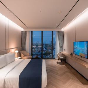 Penthouse Suite with Private Pool