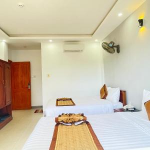 Deluxe Double or Twin Room with Balcony