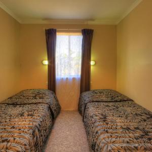 Two-Bedroom Queen Villa