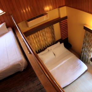 Triple Room with Balcony