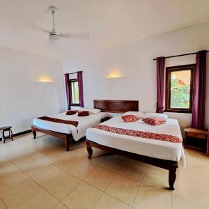 Superior Queen Room with Two Queen Beds