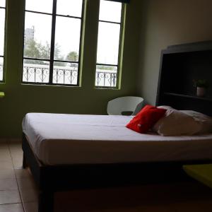 Twin Room with Private Bathroom