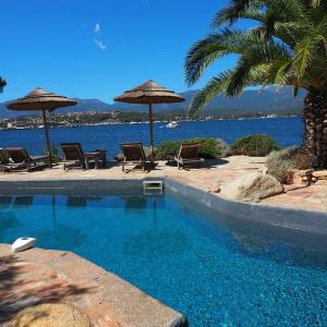 Two-Bedroom Villa with Sea View - LAURIER
