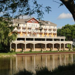 hotelImage