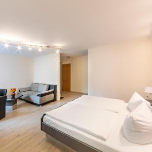 Triple Room with Shower