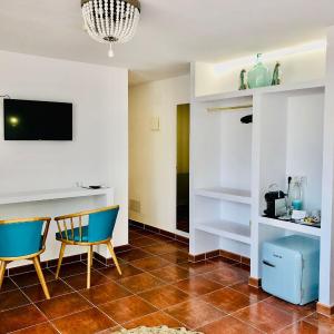 Deluxe Suite with Sea View