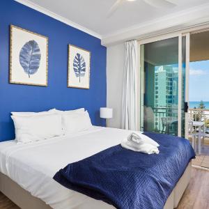 One-Bedroom Apartment with Ocean View