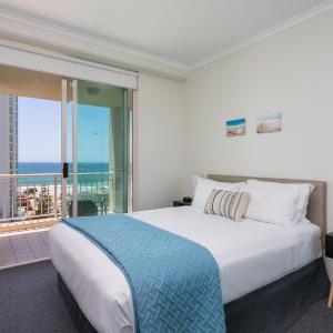 Superior One-Bedroom Apartment with Ocean View