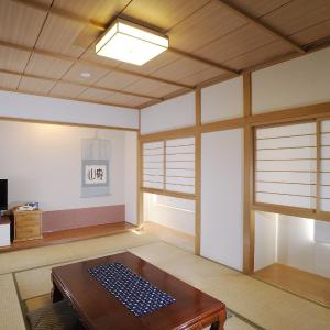 Japanese-Style Room