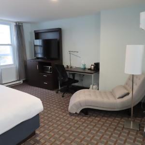 King Suite with Sofa Bed