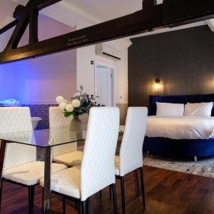 Executive Suite with Double Bed - Non-Smoking