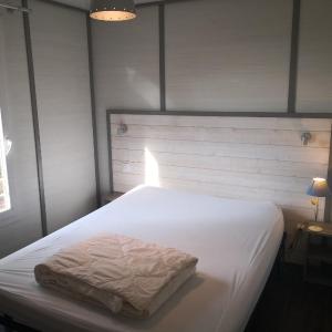 Prestige Three-Bedroom Chalet (6 Adults)