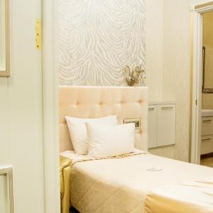 Single Room with Balcony