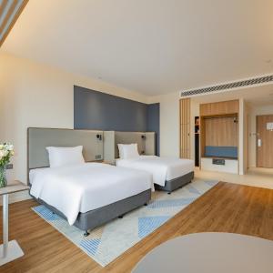 Standard Twin Room with Extra Floor Space