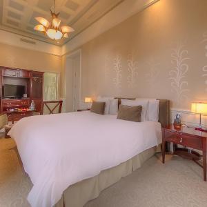 Junior Suite with Balcony
