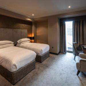 Twin Room with Bathroom