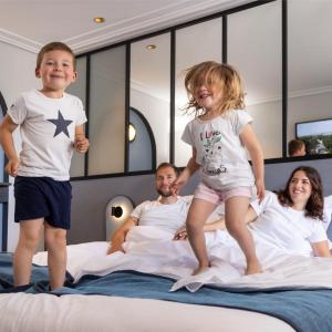 Two Connecting Double Rooms