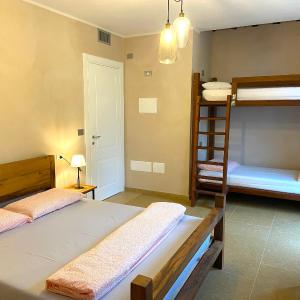 Quadruple Room with Private Bathroom