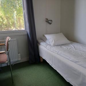 Single Room with Shared Bathroom