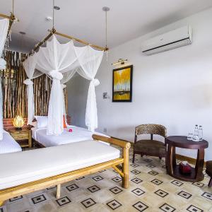 Twin Room with Pool View