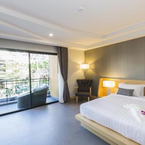 Deluxe Double Room with Balcony