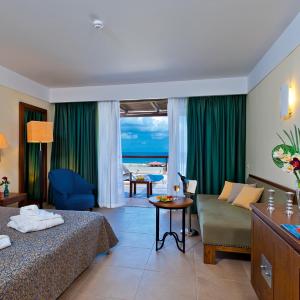 Superior Double or Twin Room with Sea View