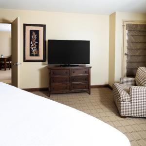 Valley View One Bedroom Suite