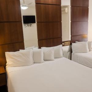 Deluxe Double Room with Extra Bed