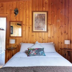 Two-Bedroom Cottage - Tree Frog