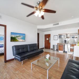 One-Bedroom King Suite Partial Ocean View and Balcony - Unit C302