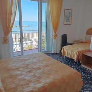 Superior Triple Room with Sea View