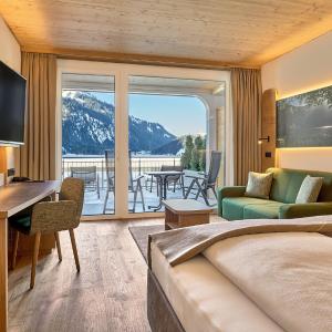 Double Room with Lake View